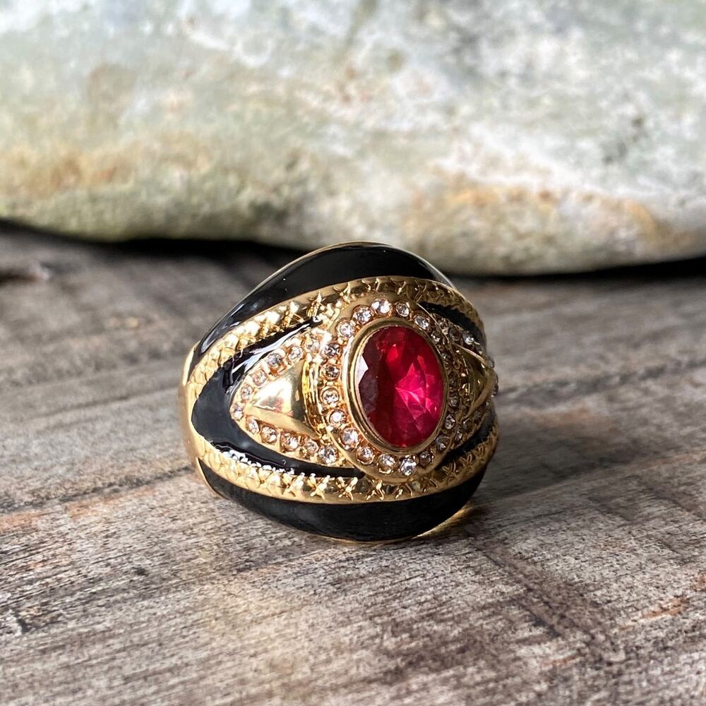 NEW Heirloom Collection Ruby & Rhinestone Statement Ring - Picture 7 of 16